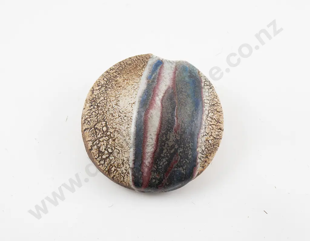 Doris Dutch Wall Vase Image 1++