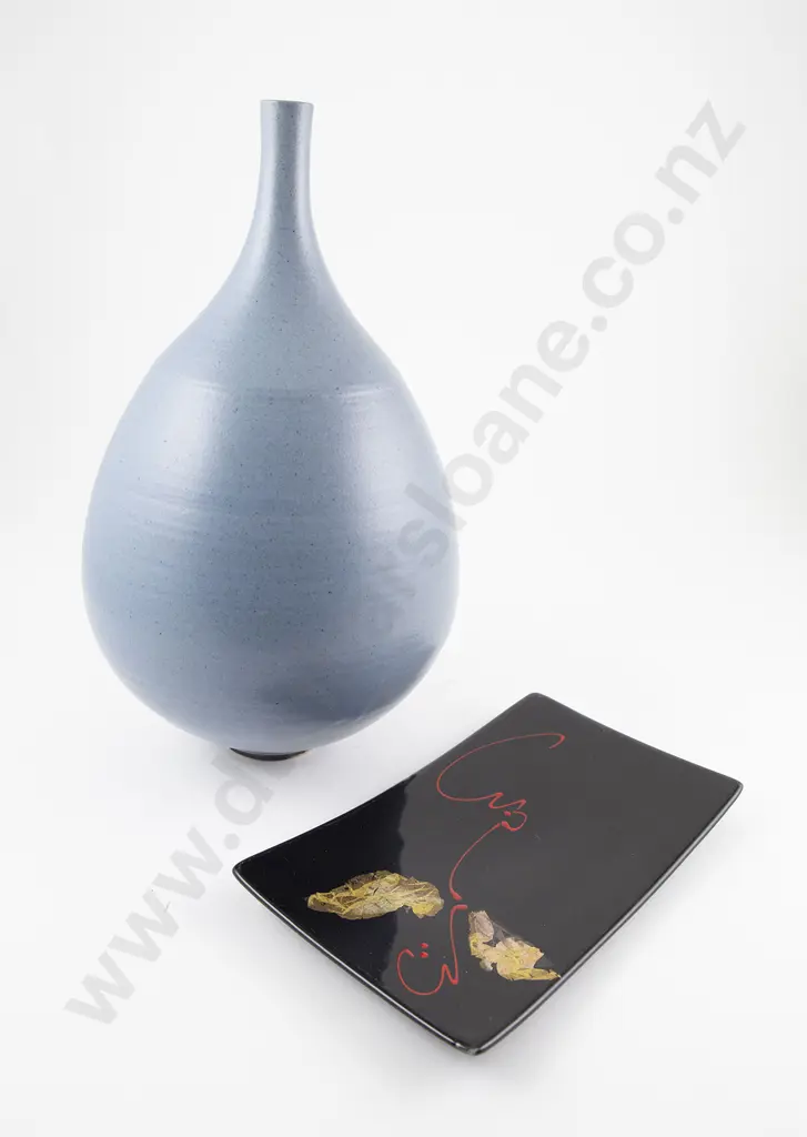 Richard Cadness Ovoid Bottle Vase & Peter Collis Sushi Plate Image 1++