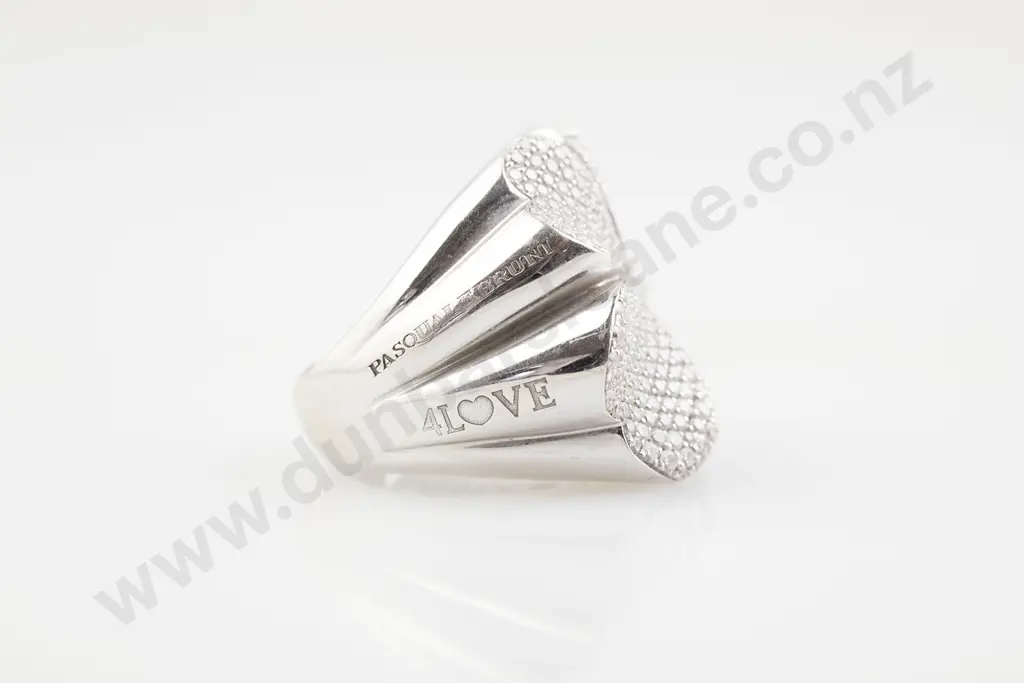 Pasquale Bruni (Italy) 18ct White Gold Diamond Four Leaf Clover '4Love' Cluster Ring Image 1++