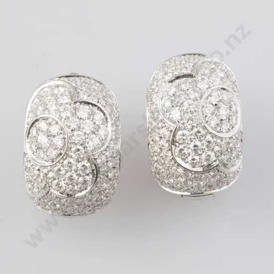 Pair Pasquale Bruni (Italy) 18ct White Gold Diamond Earrings