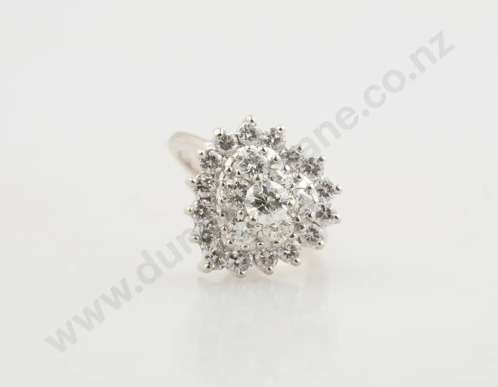 14ct White Gold 23stone Diamond Heart Cluster Ring Image 1++