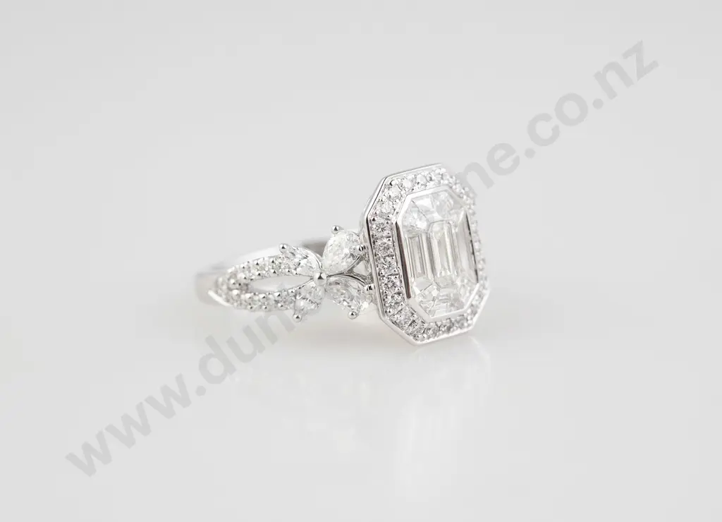 18ct White Gold 55stone Diamond Fancy Cluster Ring Image 1++