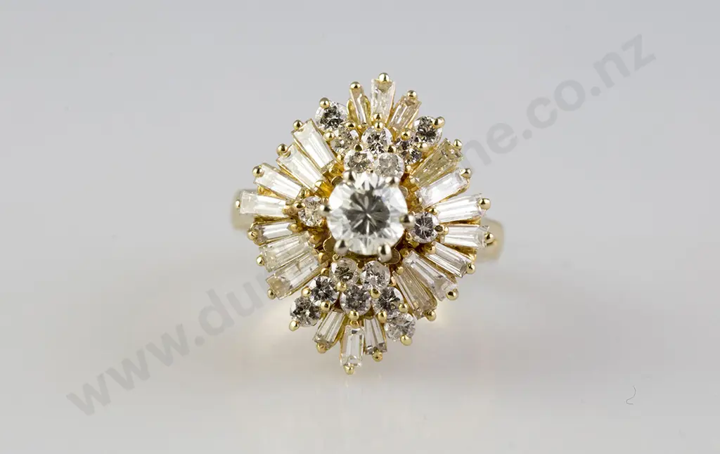 14ct 37stone Diamond Cluster Ring Image 1++