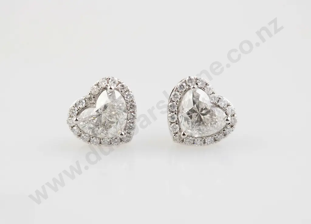 Pair 14ct White Gold Heart Cluster Diamond Stud Earrings Image 1++