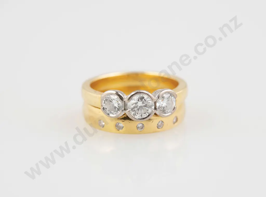 18ct Three Stone Diamond Bridge Ring Image 1++