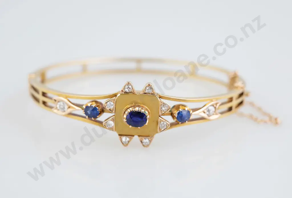 Possible NZ Colonial 15ct 13stone Sapphire and DIamond Hinged Snap Bangle Image 1++