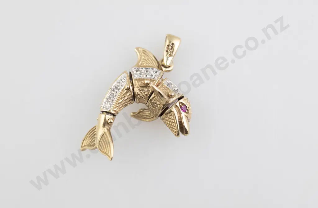 9ct Diamond Articulated Dolphin Pendant Image 1++