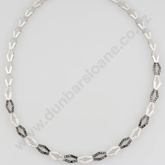 14ct White Gold 216stone Diamond Necklace
