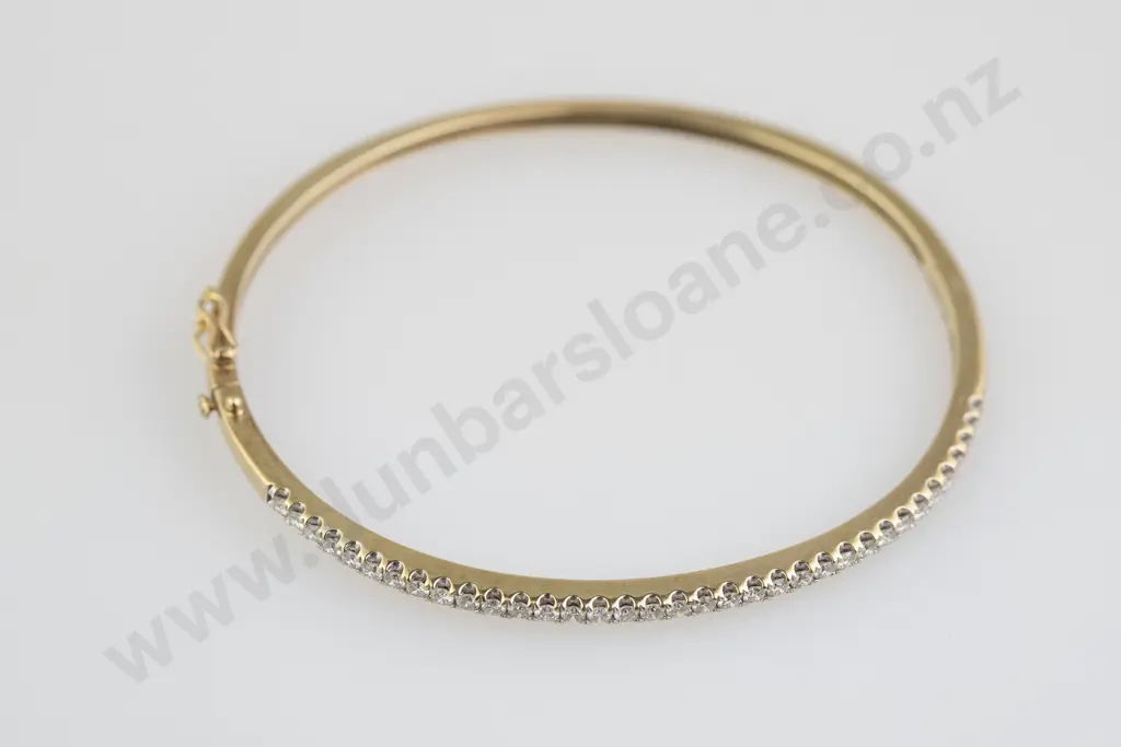 9ct 35stone Diamond Hinged Snap Bangle Image 1++