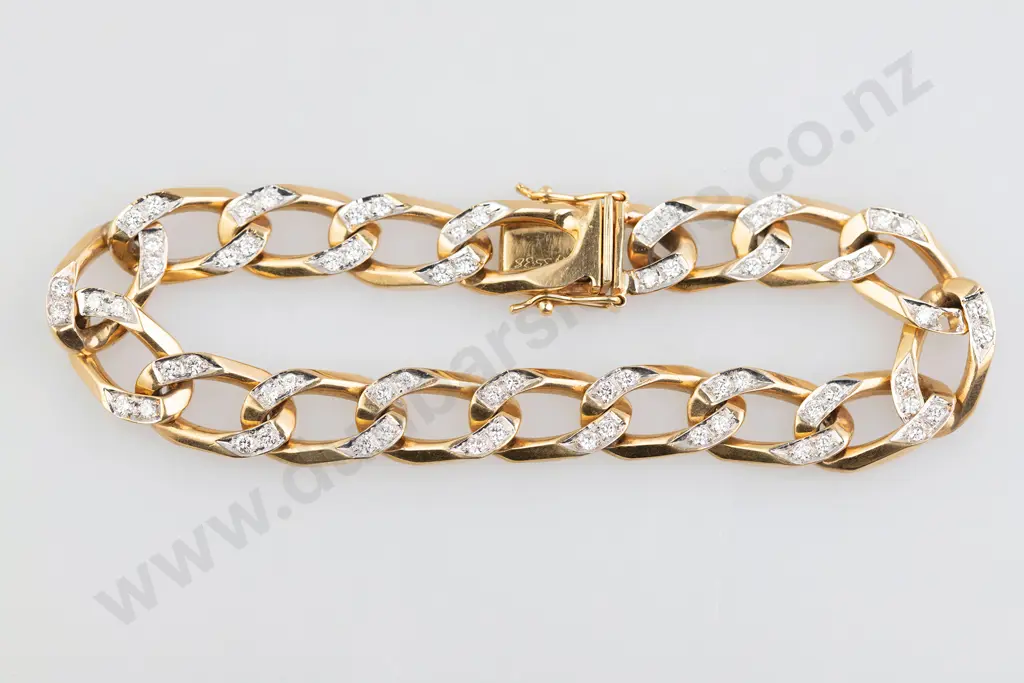 18ct 68stone Diamond Bracelet Image 1++