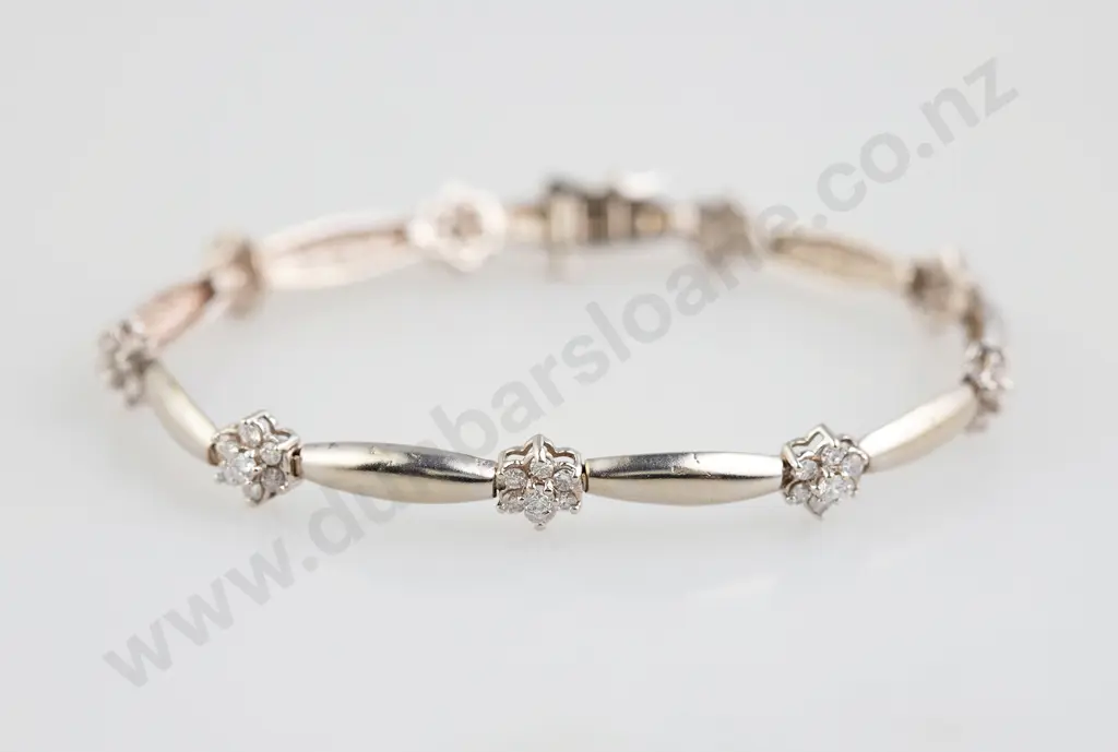 14ct White Gold 63stone Diamond Bracelet Image 1++