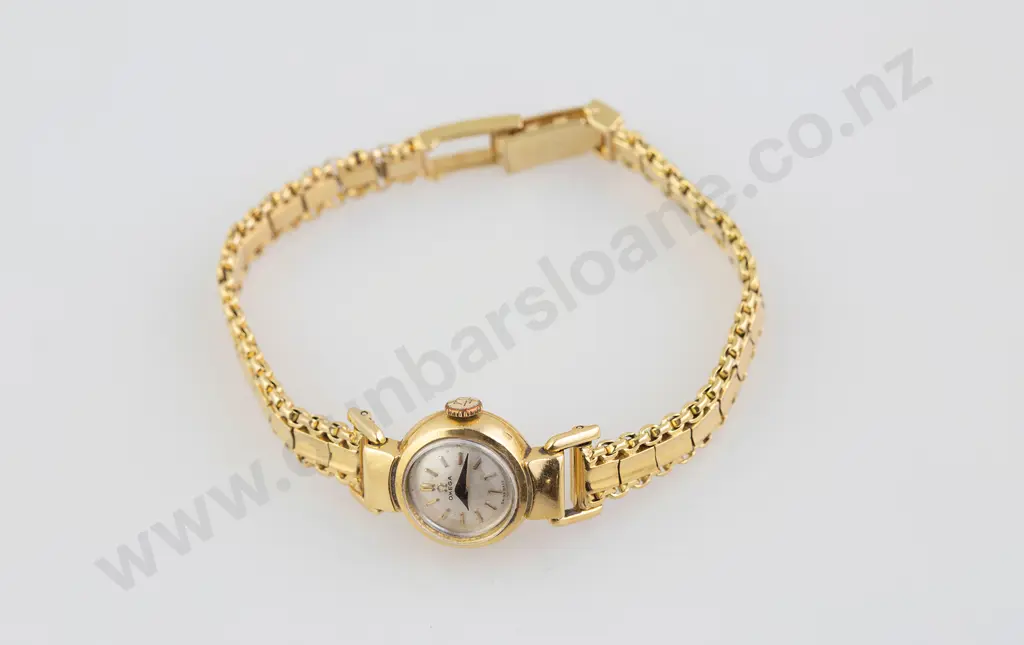 Omega All 18ct Dress Wrist Watch Image 1++