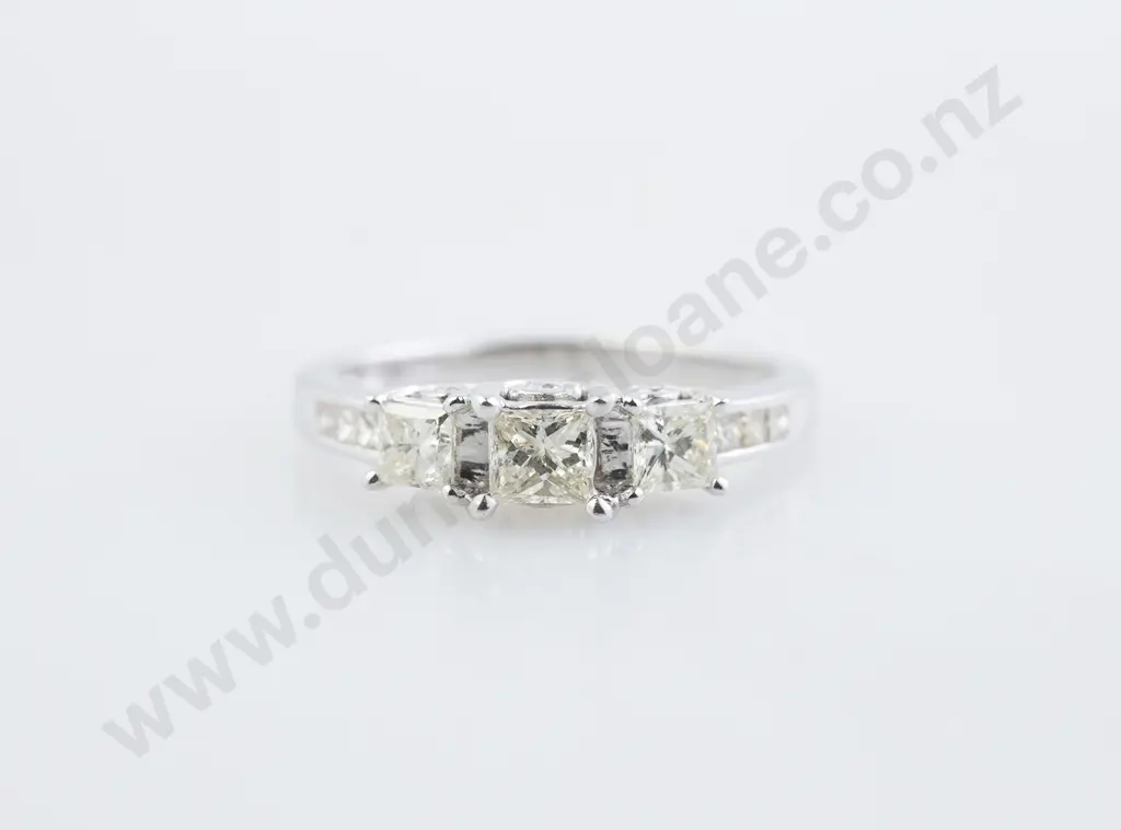 14ct Three Stone Diamond Bridge Ring Image 1++