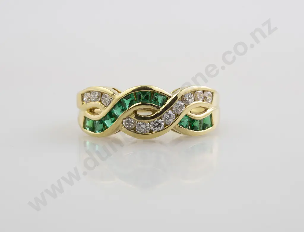 18ct 21stone Emerald and Diamond Fancy Band Ring Image 1++
