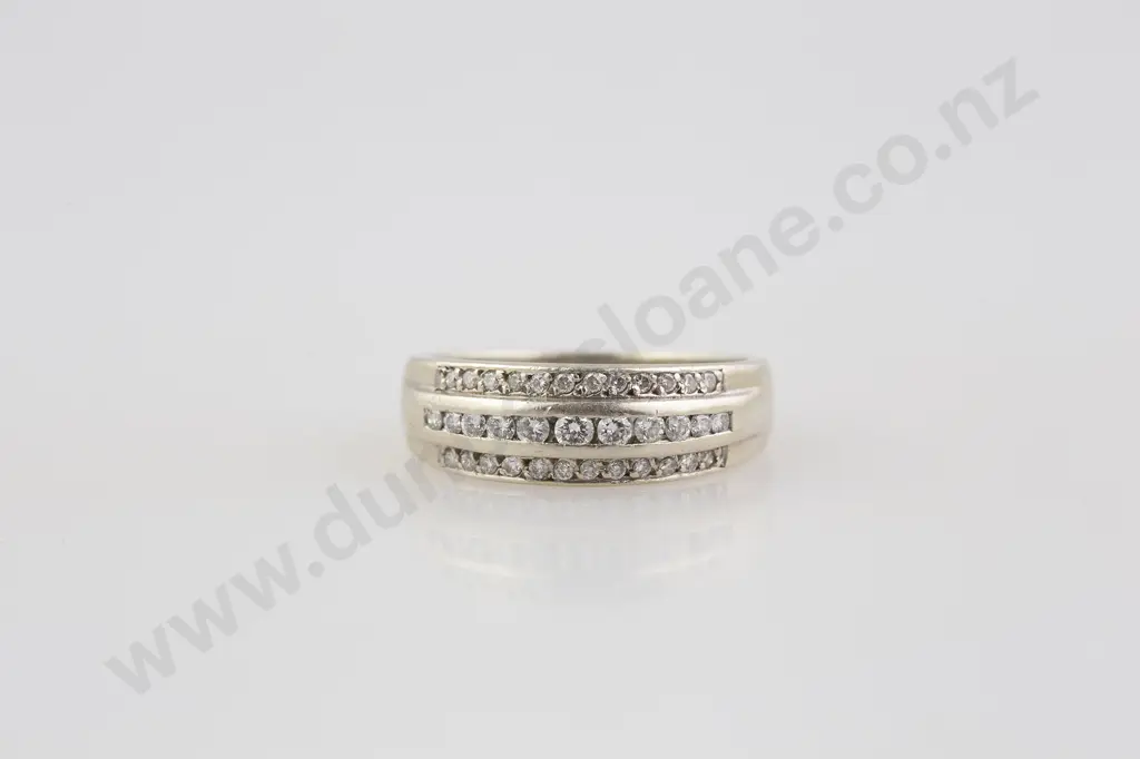 9ct White Gold 35stone Diamond Band Ring Image 1++