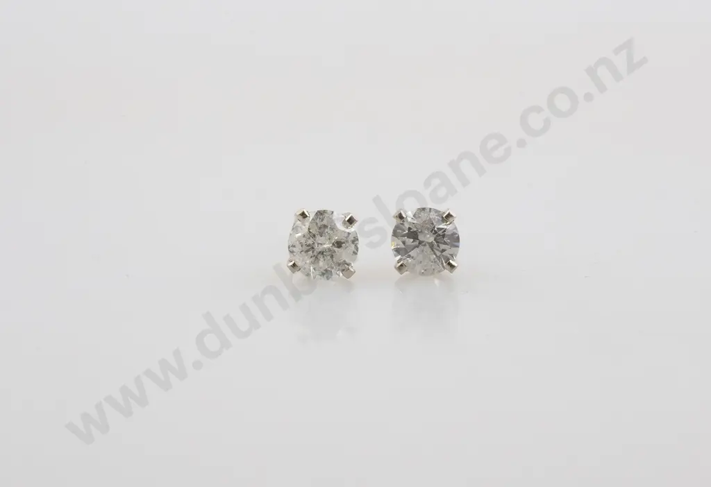 14ct White Gold Single Diamond Stud Earrings Image 1++