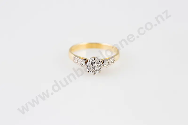 18ct Solitaire Diamond Ring Image 1++
