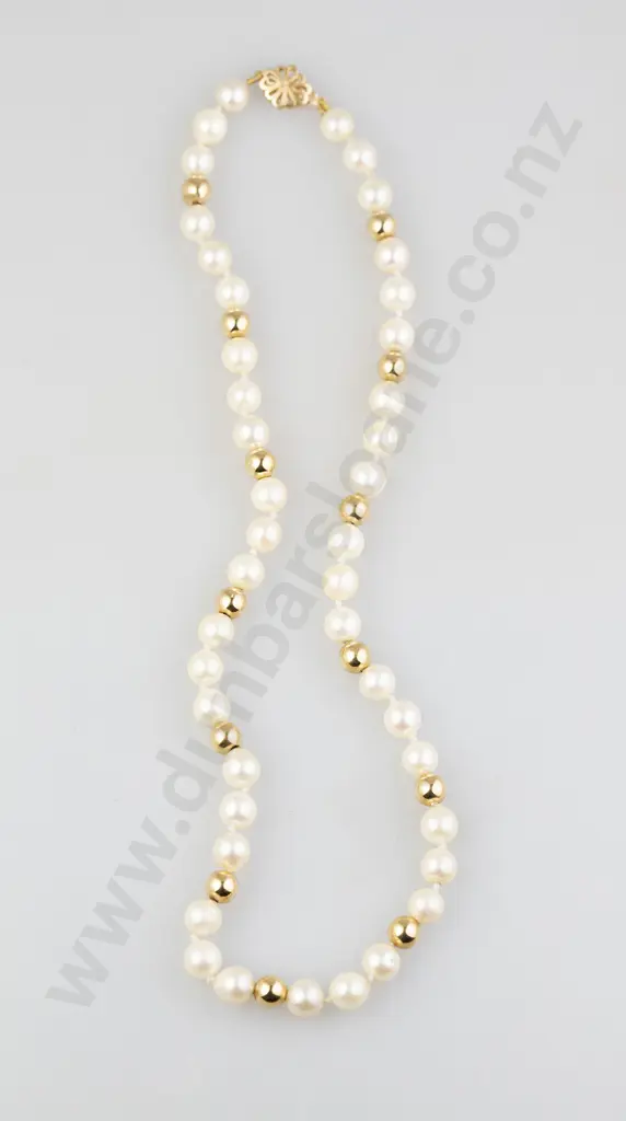 Single Strand Uniform Cultured Pearl Necklace Image 1++