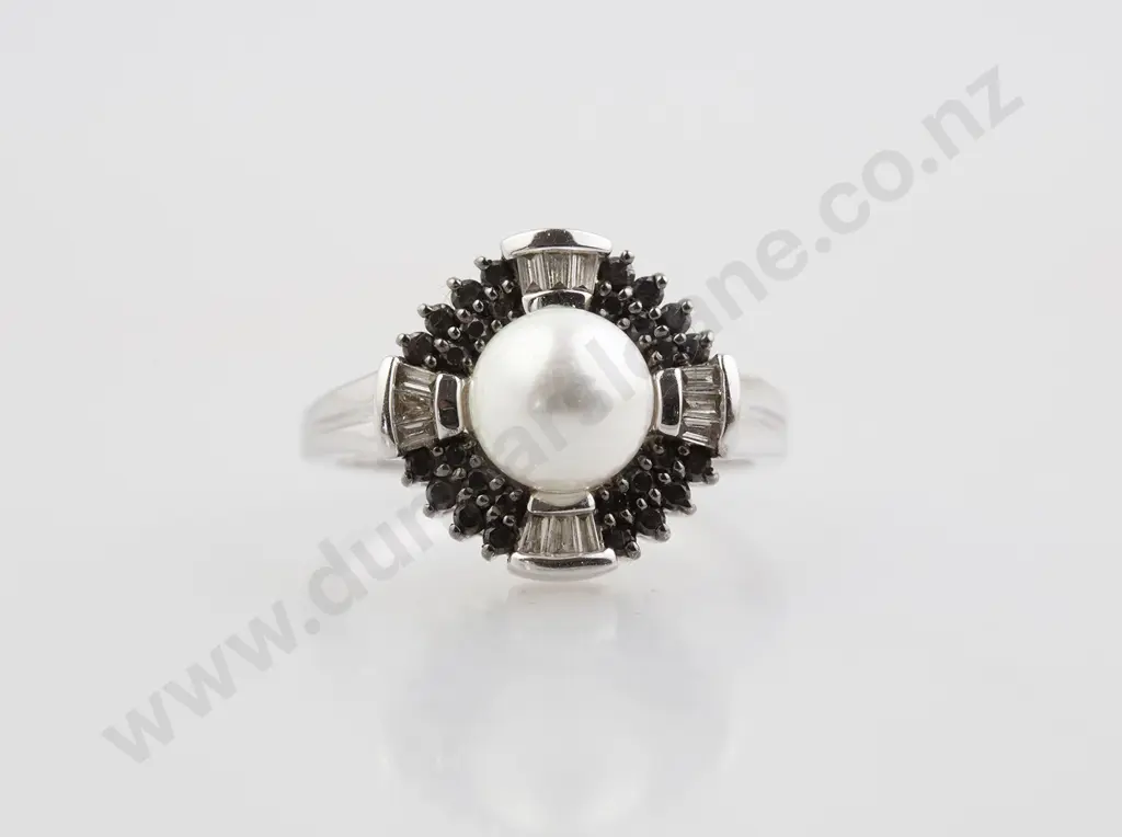 14ct White Gold Pearl and Diamond Dress Ring Image 1++