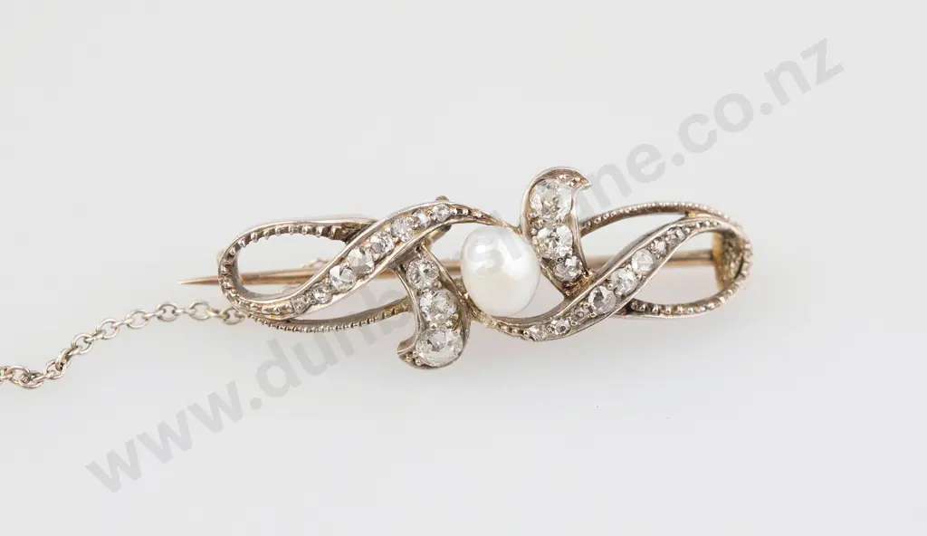 Edwardian 15ct Pearl and Diamond Scroll Brooch Image 1++