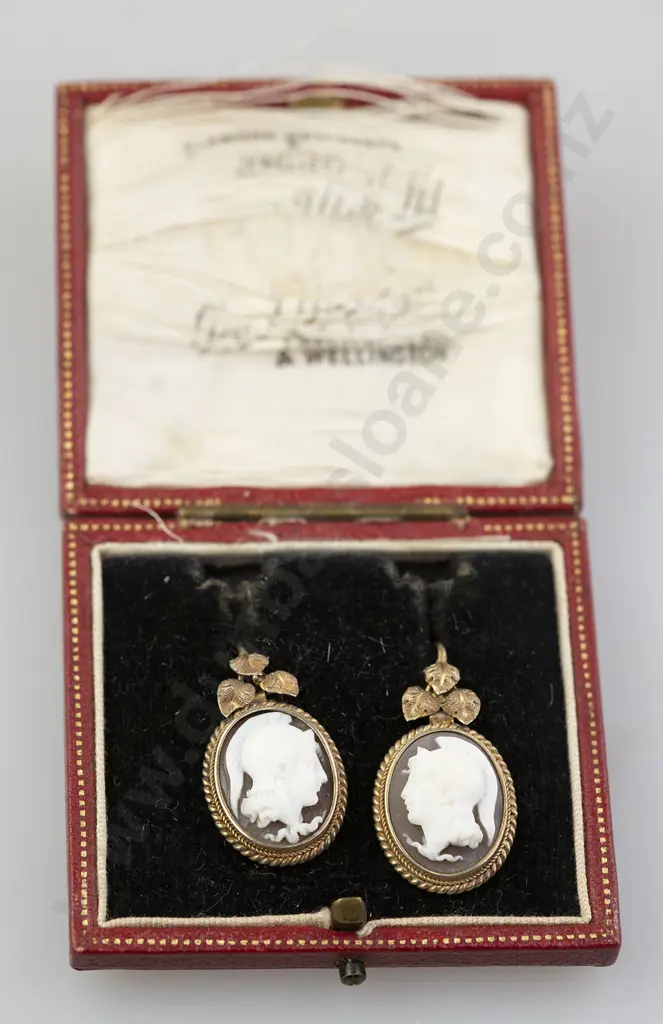Pair Victorian Grand Tour 15ct Cameo Pendant Earrings Image 1++