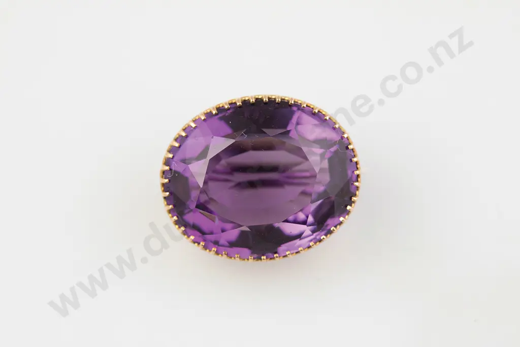 Victorian 9ct SIngle Amethyst Brooch Image 1++