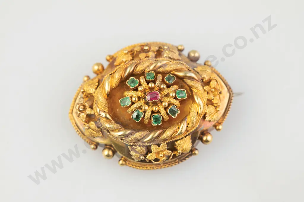 Victorian 18ct Fancy Target Brooch Image 1++