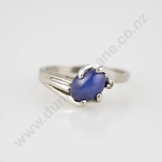 14ct White Gold Single Star Sapphire Ring