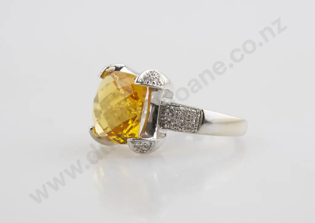 14ct Single Citrine and Diamond Dress Ring Image 1++