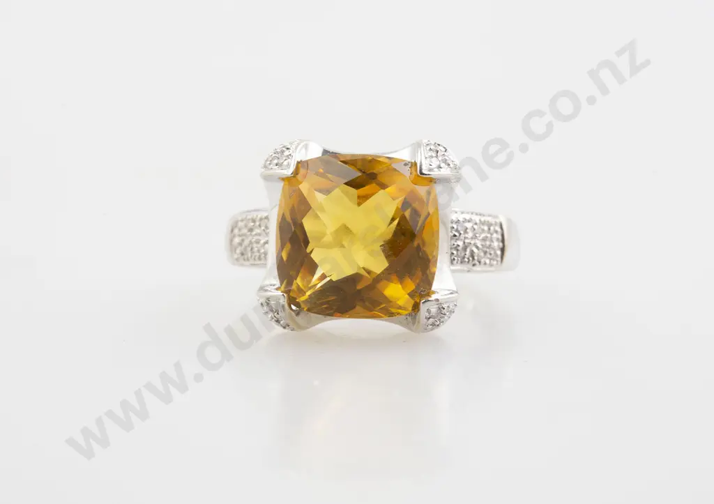 14ct Single Citrine and Diamond Dress Ring Image 1++