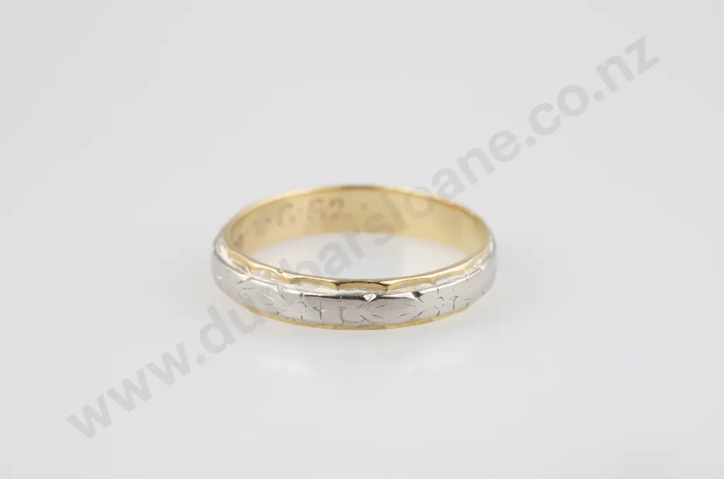 18ct & Palladium Wedding Band Image 1++