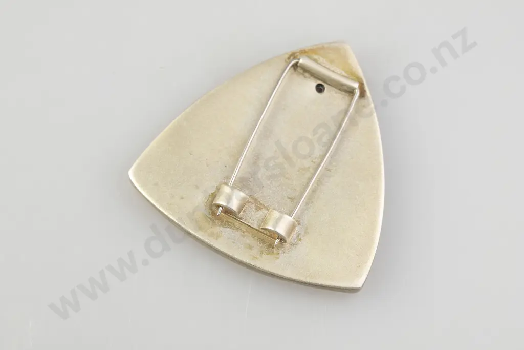 NZ Artist Jeweller Areta Wilkinson Greenstone Brooch Image 1++