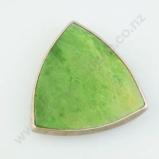 NZ Artist Jeweller Areta Wilkinson Greenstone Brooch
