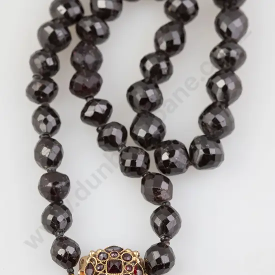 Late C19th Single Strand Faceted Garnet Bead Necklace