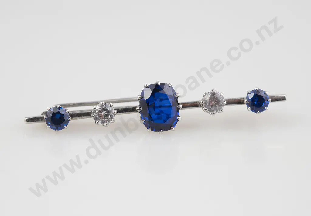 14ct White Gold Sapphire & Diamond Paste Bar Brooch Image 1++