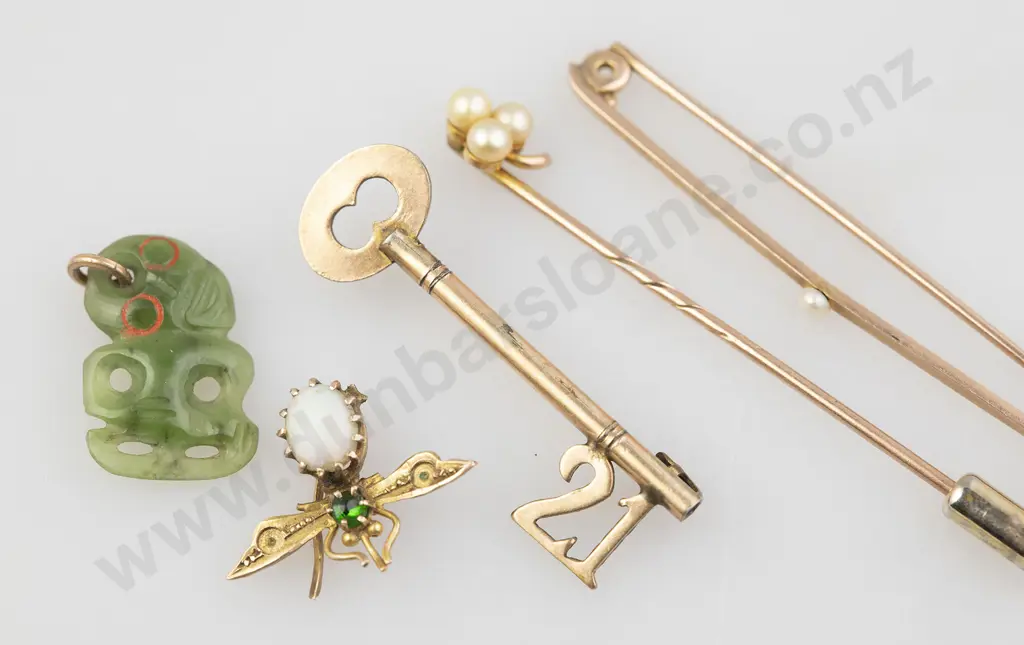 9ct Pearl Stick Pin Image 1++