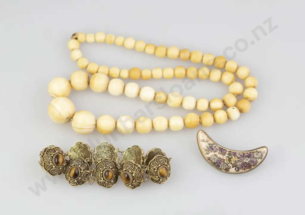 Silver Ornate Filigree Tiger-Eye Bracelet Image 1++