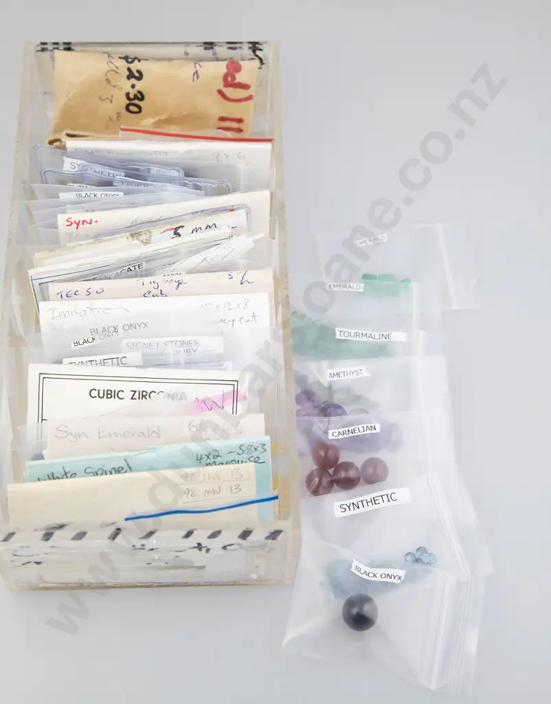Large Collection and Variety Unmounted Gem Stones Image 1++