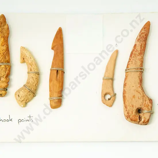 Collection C18/19th Five Bone Matau Fish Hooks and Lures (Y21125 - Y21129)