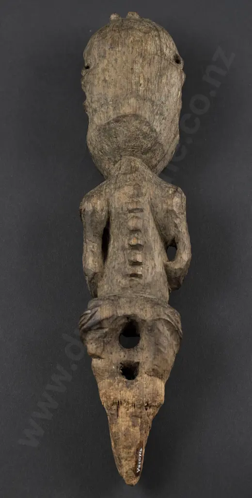 A rare 18th/19th century Godstick Image 1++