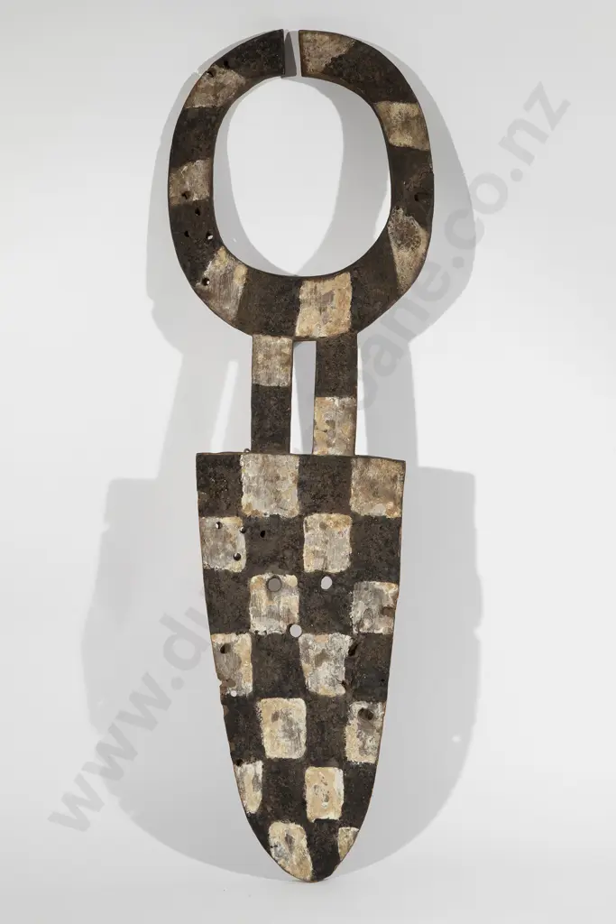 Large African Mask Image 1++