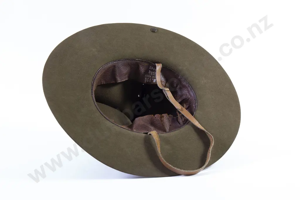 NZ WWII 'Lemon Squeezer' Hat Image 1++
