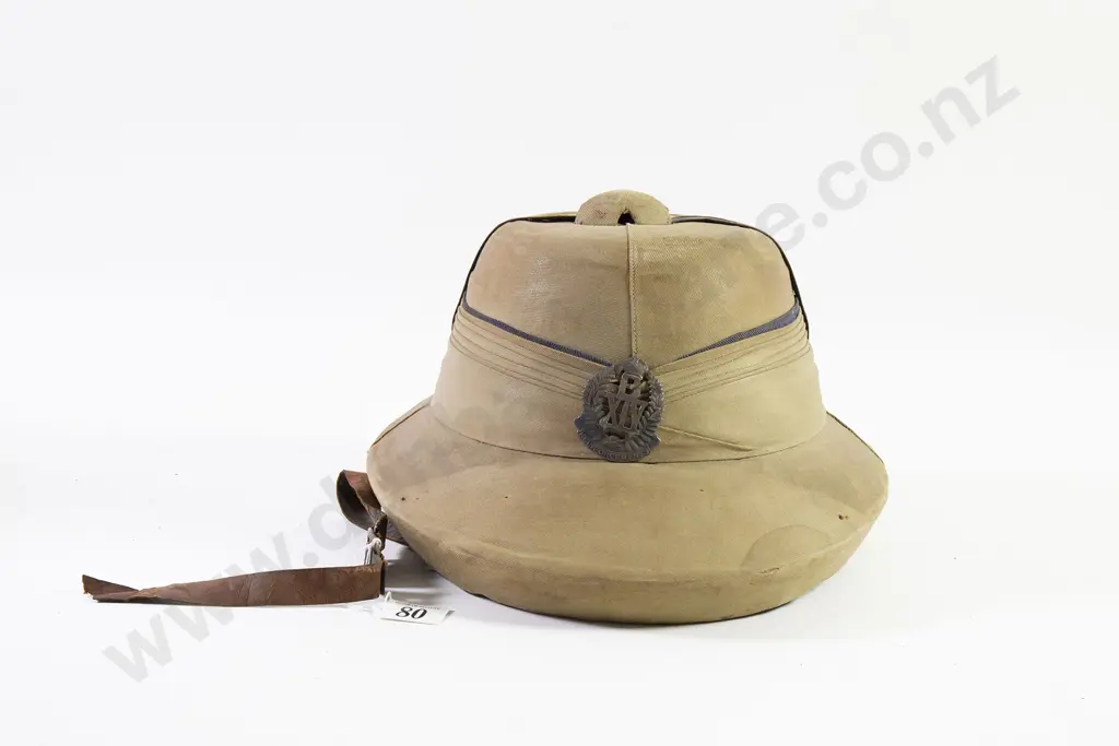 NZ WWII Pith Sun Helmet Image 1++