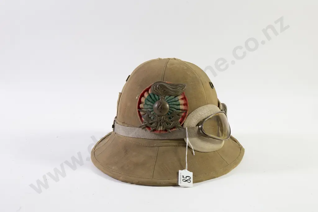 WWII Italian 4th Rgt Bersaglieri Pith Helmet Image 1++
