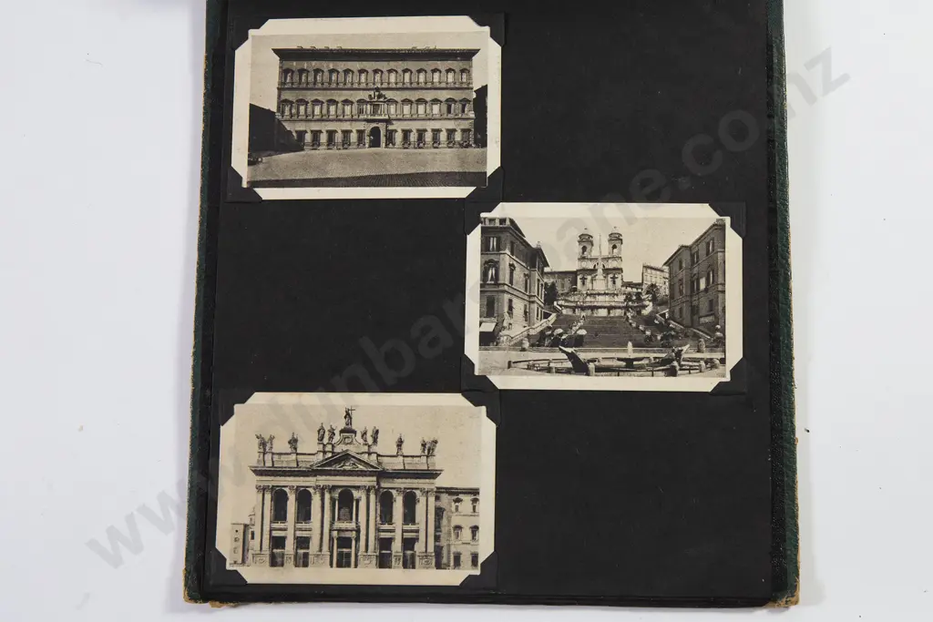 Small Album NZ WWII Military Snapshot Photographs & Postcards Image 1++