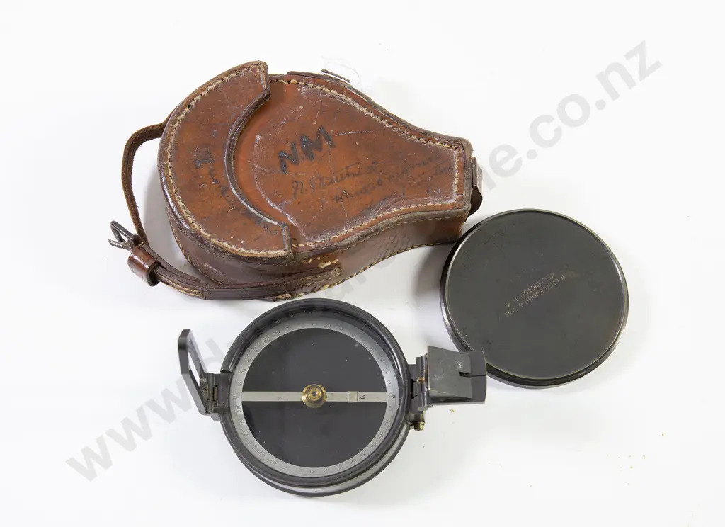 WWI Pocket Compass Image 1++