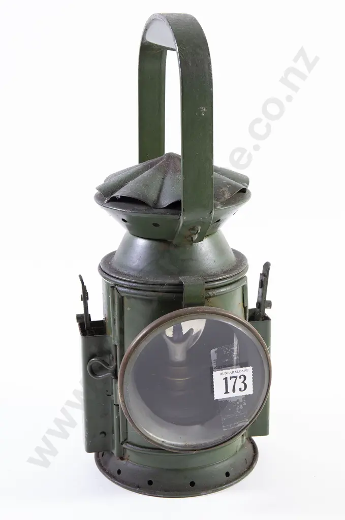 WWII/Railway Kerosene Lantern Image 1++