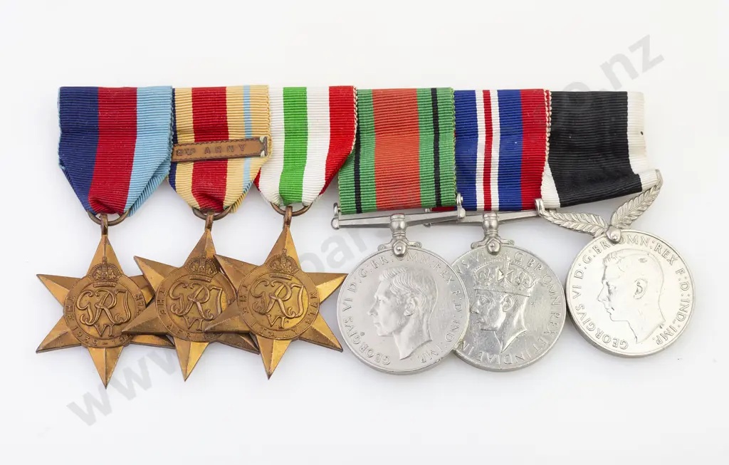NZ WWII Six Medal Group Image 1++