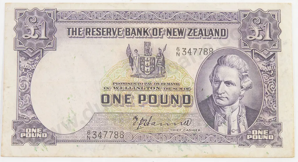 NZ One Pound Bank Note Signed By Eleven NZ VC Winners Image 1++