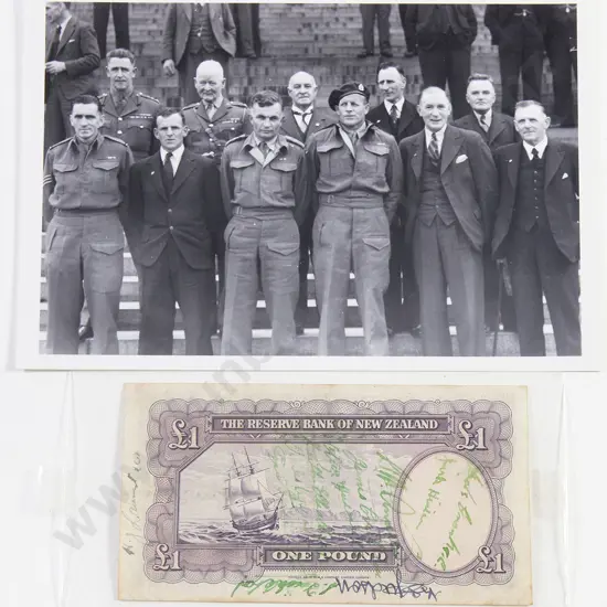 NZ One Pound Bank Note Signed By Eleven NZ VC Winners